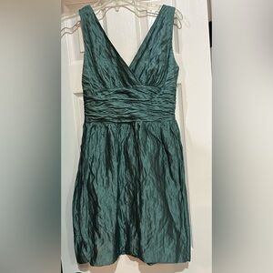Kay Unger Sleeveless Green Cocktail Dress Size 4